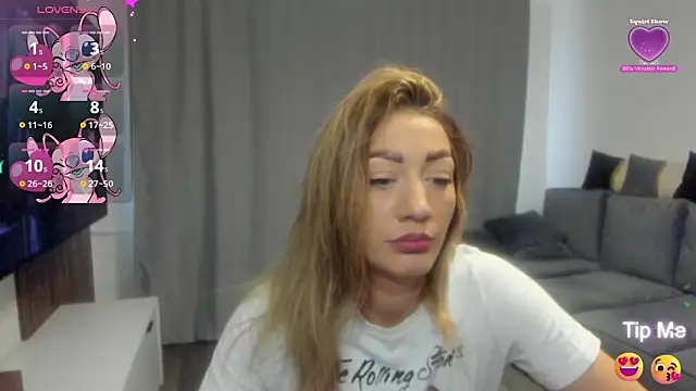 rossana doll online show from 03/17/26, 07:00