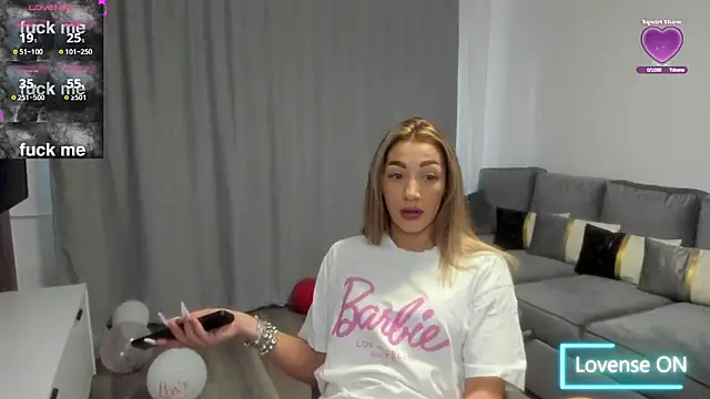 rossana doll online show from 02/18/26, 07:17