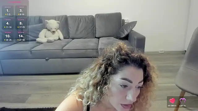 rossana doll online show from 12/04/25, 06:56