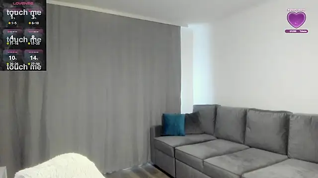 rossana doll online show from 02/07/26, 10:12