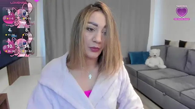 Snapshot of rossana_doll chatting on 04/24/26, 07:21 rossana doll online show from 04/24/26, 07:21