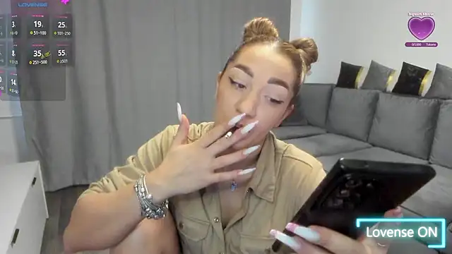 rossana doll online show from 02/28/26, 07:08