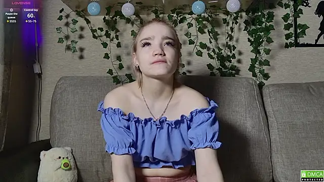 Megan Lora online show from 03/07/26, 01:01