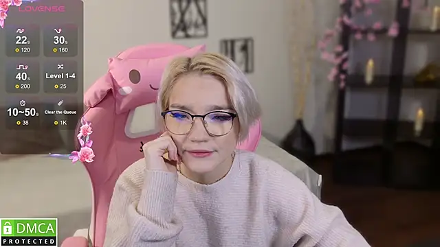 Megan Lora online show from 11/22/25, 01:15