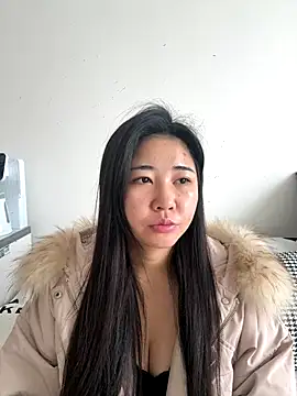 Snapshot of Momo168168 chatting on 11/25/25, 02:01 Momo168168 online show from 11/25/25, 02:01