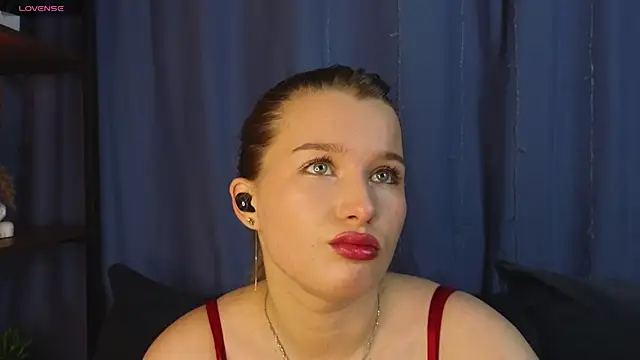 ImiMonroe online show from 05/11/26, 04:36