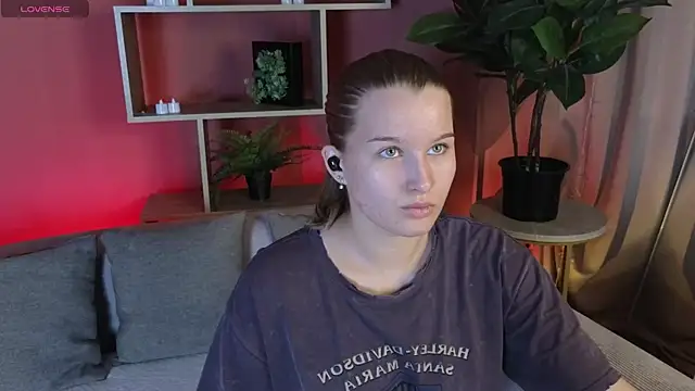 ImiMonroe online show from 05/28/26, 04:31