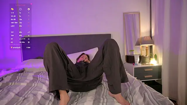 Amazon Fae online show from 02/14/26, 03:01