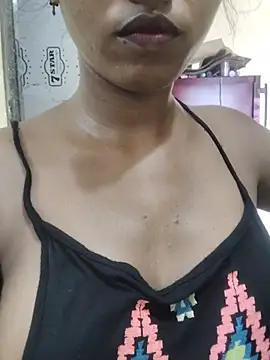 Snapshot of Simran_0011 chatting on 05/30/26, 06:09 Simran 0011 online show from 05/30/26, 06:09