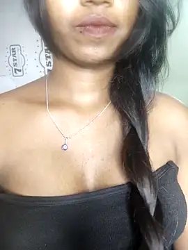 Snapshot of Simran_0011 chatting on 04/22/26, 09:32 Simran 0011 online show from 04/22/26, 09:32