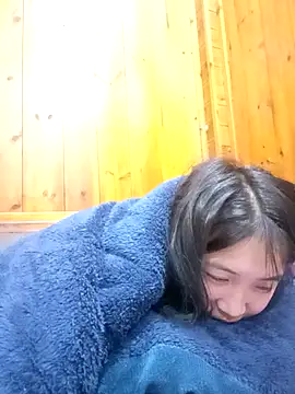 susie min online show from 11/29/25, 11:27