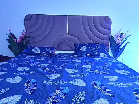 Snapshot of Husan-e-Jasmine chatting on 02/27/26, 05:13 Husan-e-Jasmine online show from 02/27/26, 05:13