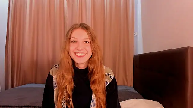 HazeLuneth online show from 02/16/26, 07:40