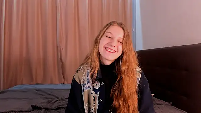 HazeLuneth online show from 02/18/26, 06:22