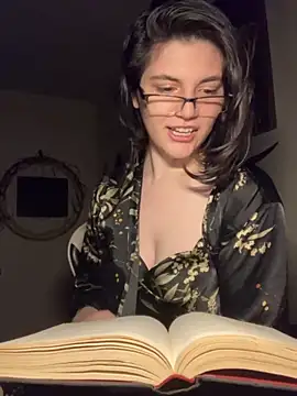 Kora Kat online show from 11/25/25, 08:03