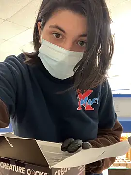 Kora Kat online show from 11/21/25, 07:18