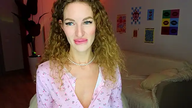 Anna  Herrera online show from 03/09/26, 02:15