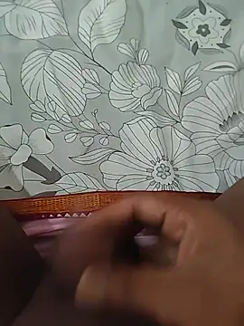 Snapshot of Hotboylumia_825321 chatting on 06/08/26, 08:04 Hotboylumia 825321 online show from 06/08/26, 08:04