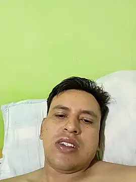 art-e9-2 online show from 11/22/25, 11:09