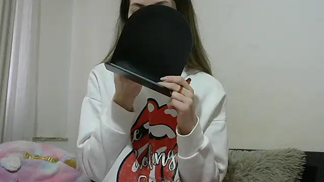 Erii18 online show from 02/09/26, 12:14