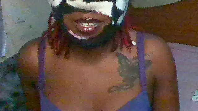 Snapshot of swissbooty chatting on 12/14/25, 04:56 swissbooty online show from 12/14/25, 04:56