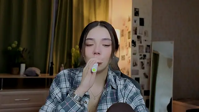 Vexorine online show from 05/19/26, 07:21