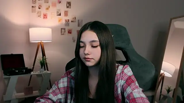 Vexorine online show from 12/04/25, 07:24