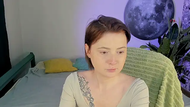 Snapshot of LaylaCookies_ chatting on 12/02/25, 05:53 LaylaCookies online show from 12/02/25, 05:53