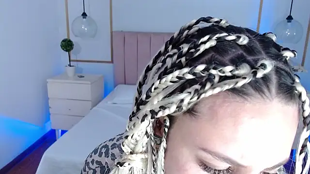 Alice Sinclair  online show from 01/13/26, 12:42