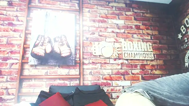 BlackAndAxel online show from 04/08/26, 10:33