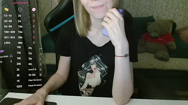   Katherine    online show from 11/29/25, 02:39