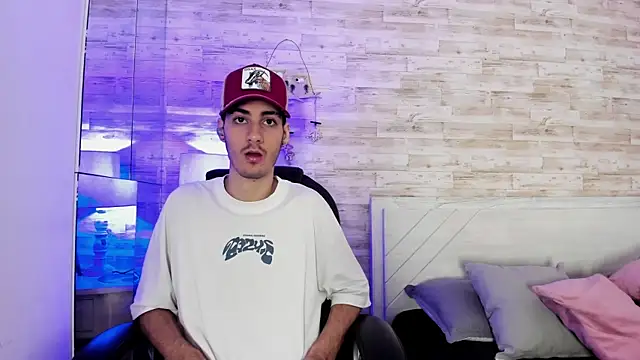 Emir Ozan  online show from 01/14/26, 11:36