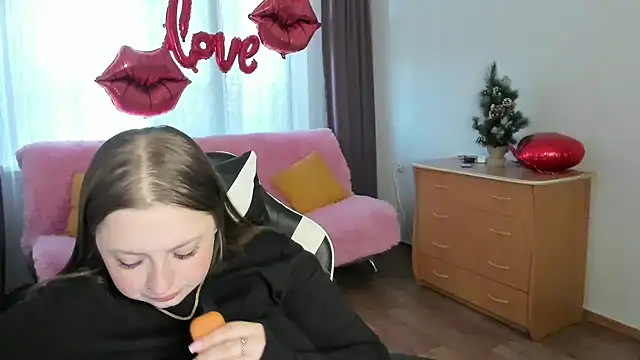 GirlPlayer online show from 04/09/26, 09:26