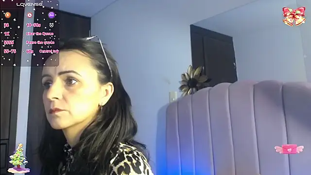 Juliana  lx online show from 12/22/25, 01:55