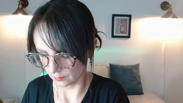 Juliana  lx online show from 03/18/26, 03:03