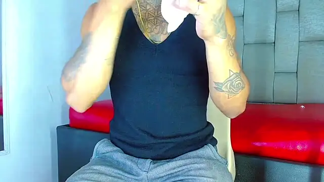 Hot Latino x online show from 03/26/26, 12:47