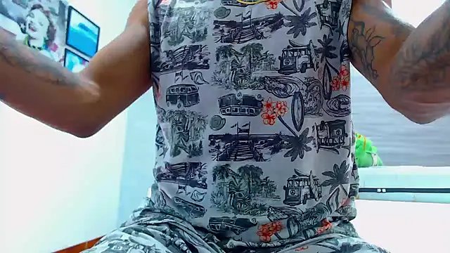 Hot Latino x online show from 01/18/26, 12:41