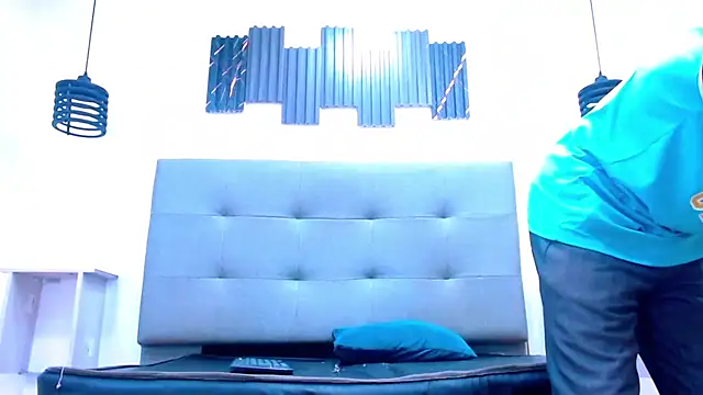 Hot Latino x online show from 01/08/26, 12:22