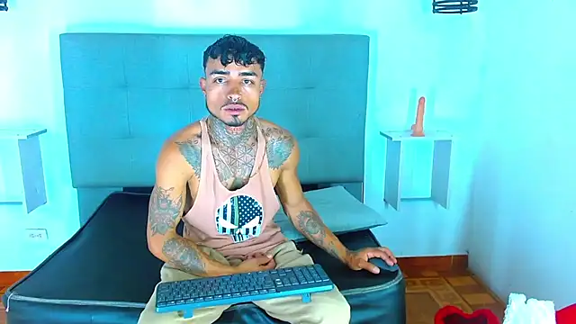 Hot Latino x online show from 01/09/26, 12:12