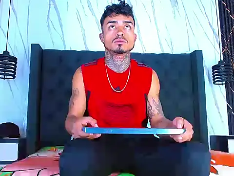 Hot Latino x online show from 01/12/26, 12:45