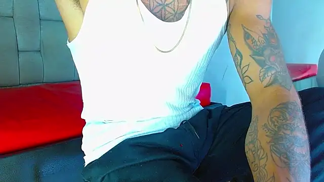 Hot Latino x online show from 03/20/26, 12:28