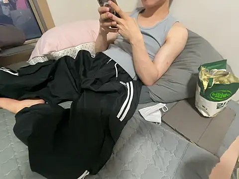   kim online show from 06/07/26, 11:48