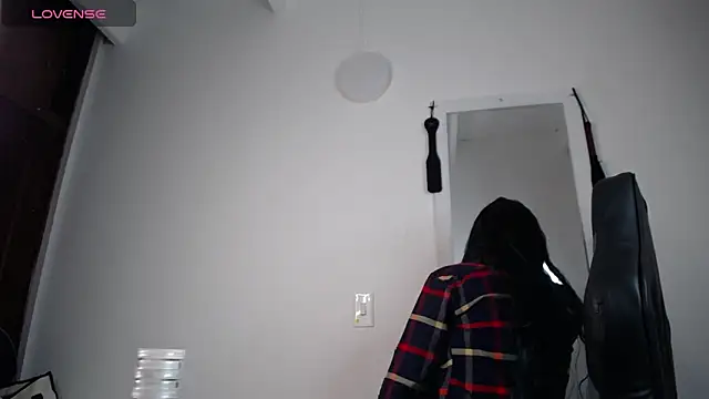 LunaAponte online show from 02/06/26, 03:24