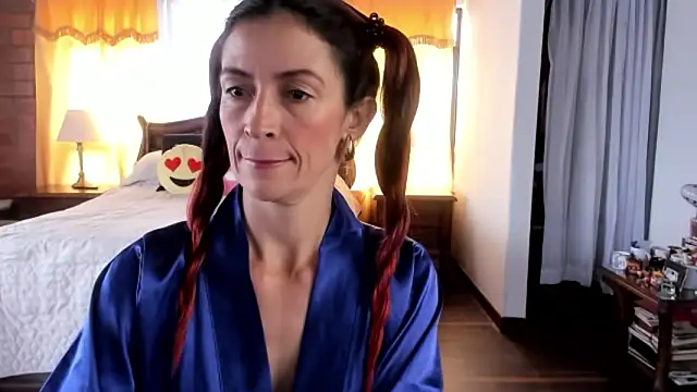 Charlotte-Willson online show from 03/05/26, 05:09