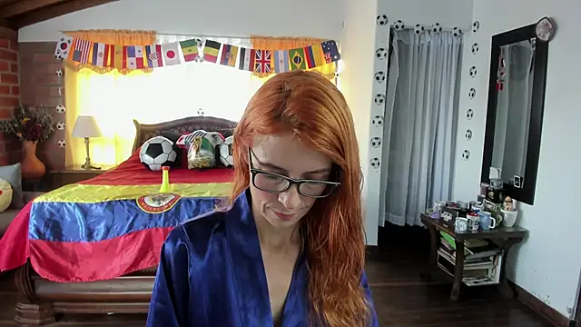 Charlotte-Willson online show from 06/16/26, 04:07