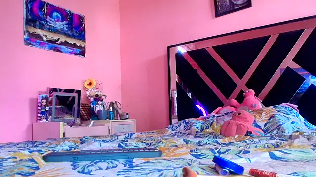 Venus2357 online show from 03/28/26, 04:41