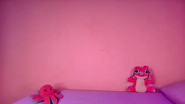 Snapshot of Venus2357 chatting on 02/21/26, 05:20 Venus2357 online show from 02/21/26, 05:20