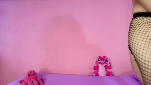 Snapshot of Venus2357 chatting on 02/05/26, 12:23 Venus2357 online show from 02/05/26, 12:23