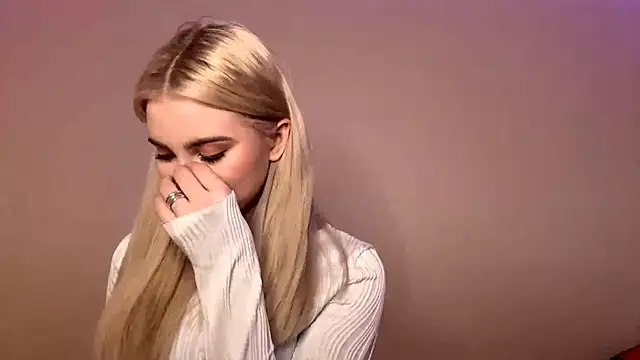 Snapshot of KarissaBoisse chatting on 11/27/25, 05:35 KarissaBoisse online show from 11/27/25, 05:35