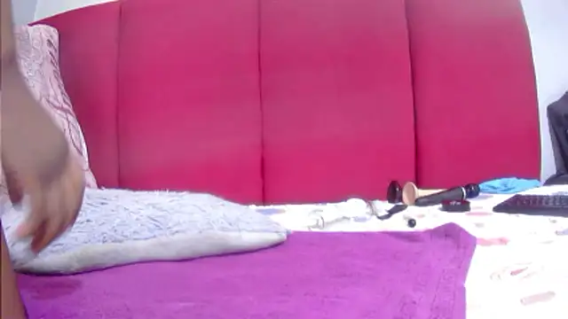 Cherrydollx online show from 01/15/26, 07:56